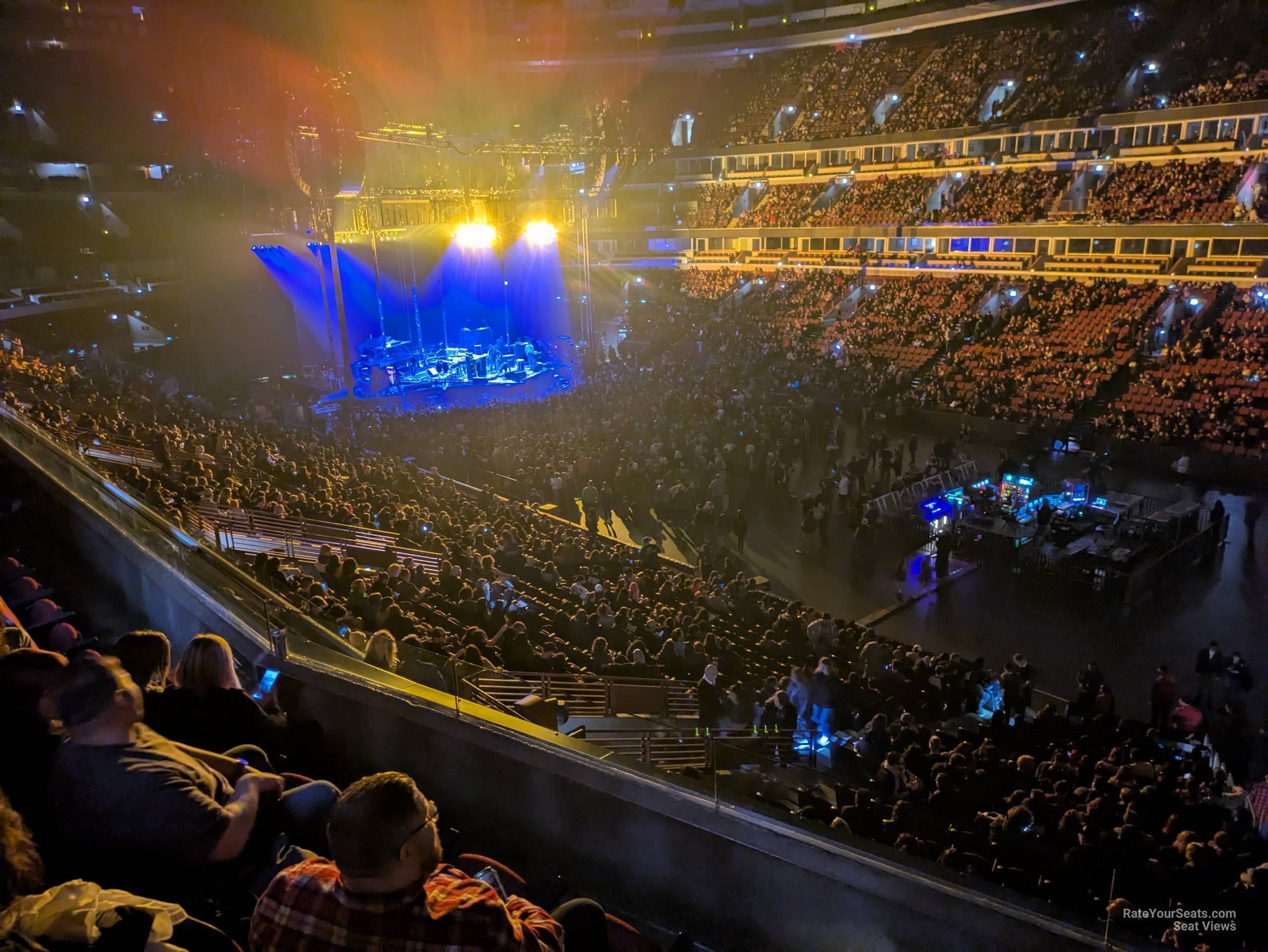 section 214, row 4 seat view  for concert - united center