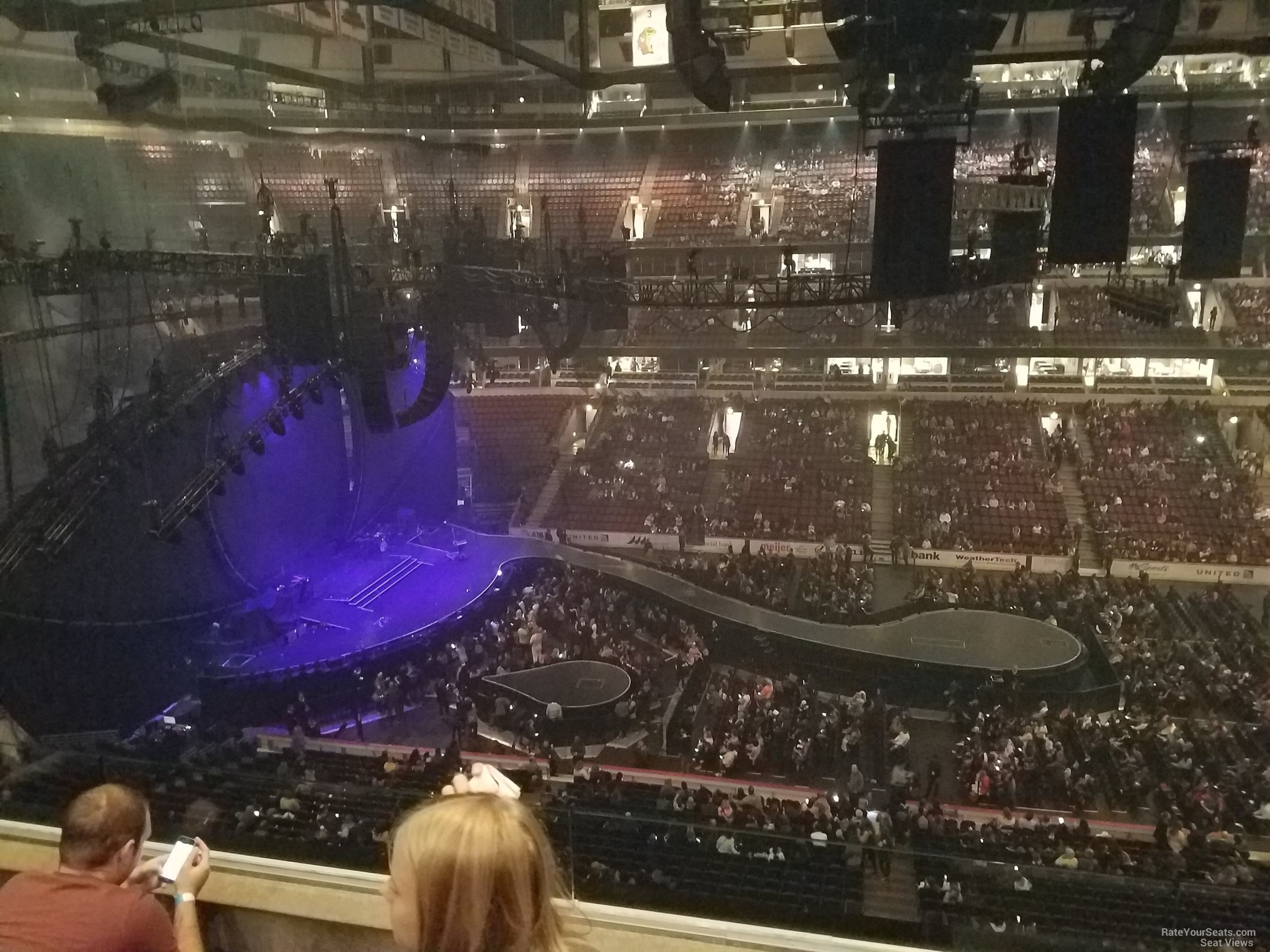 section 318, row 4 seat view  for concert - united center