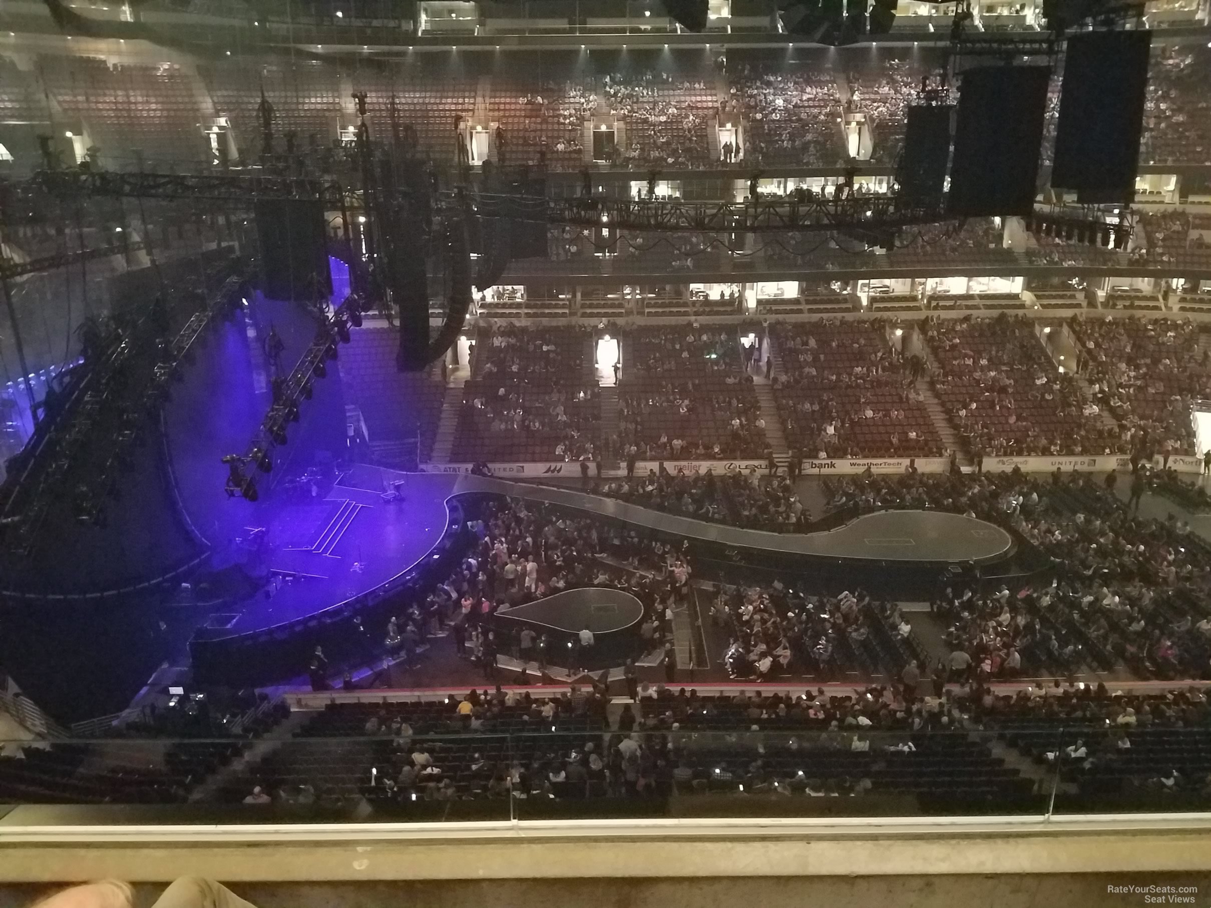 section 319, row 4 seat view  for concert - united center
