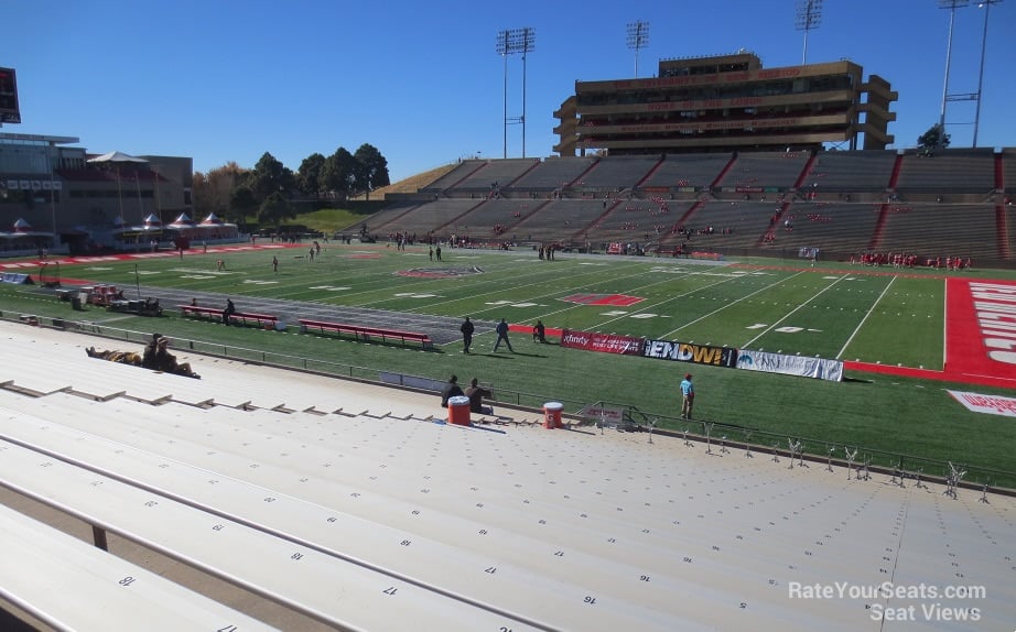 section hh, row 30 seat view  - dreamstyle stadium