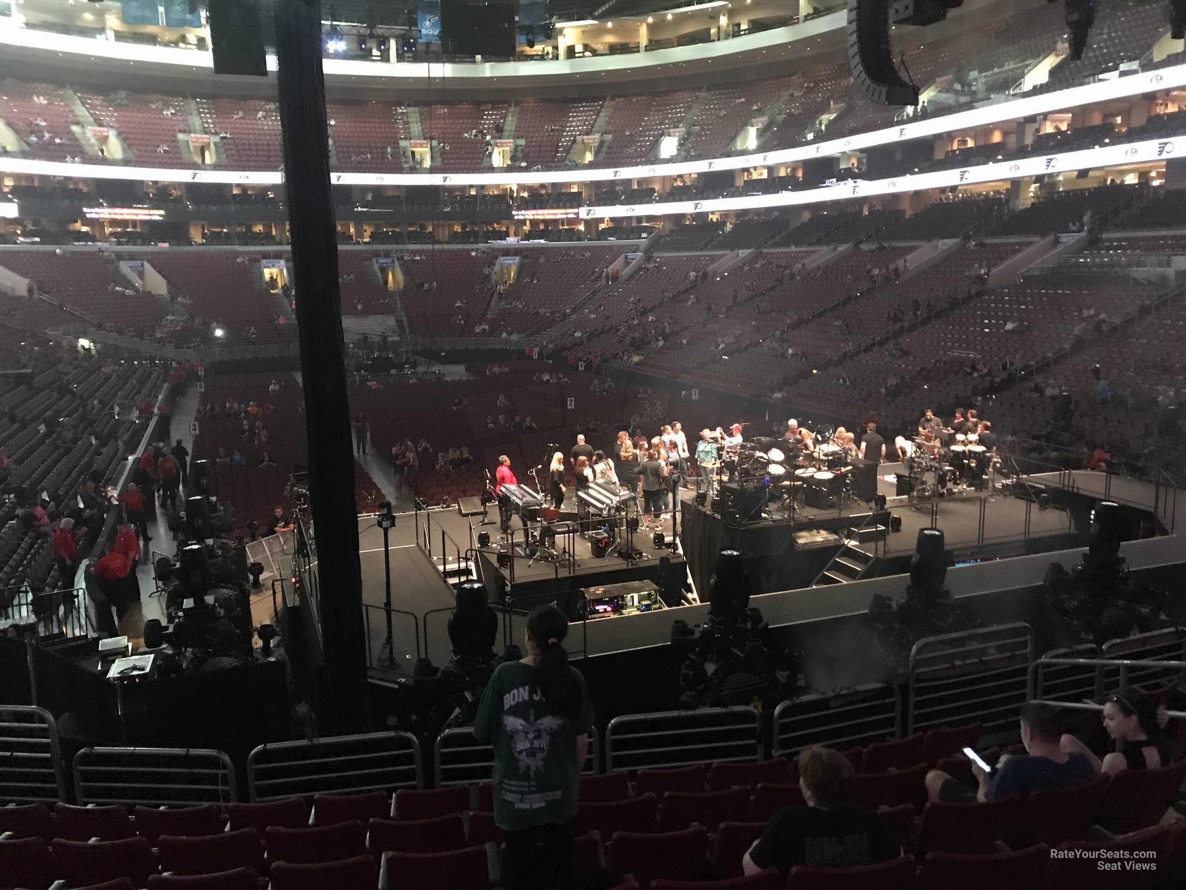 Rev Row Wells Fargo Center - k2nudax