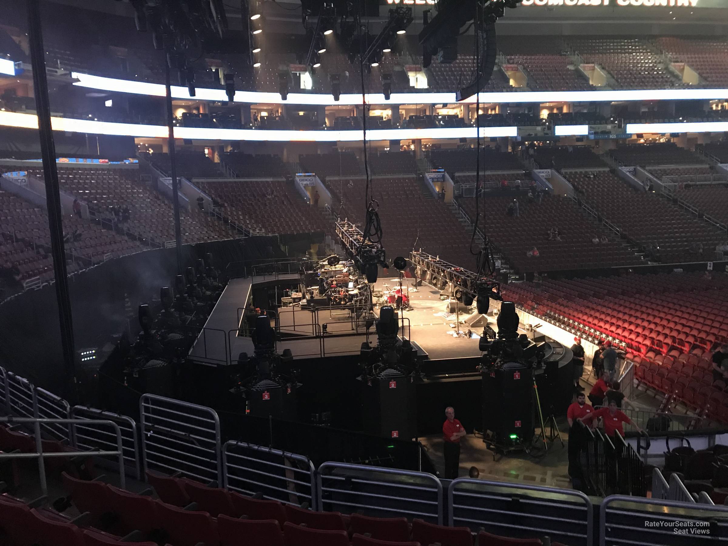 Section 108 Wells Fargo Center 13 - 533cqpk