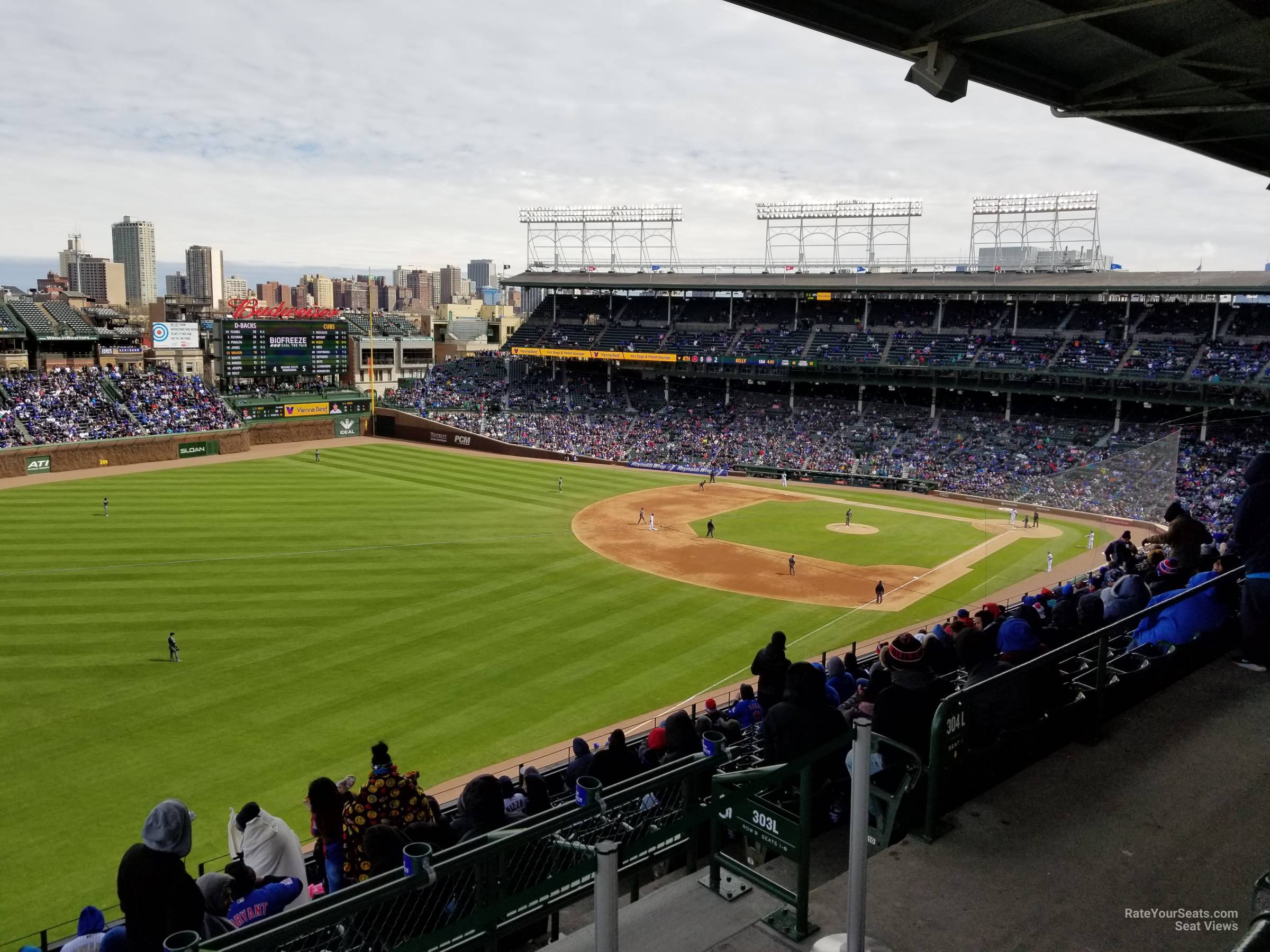 section 403, row 1 seat view  for baseball - wrigley field