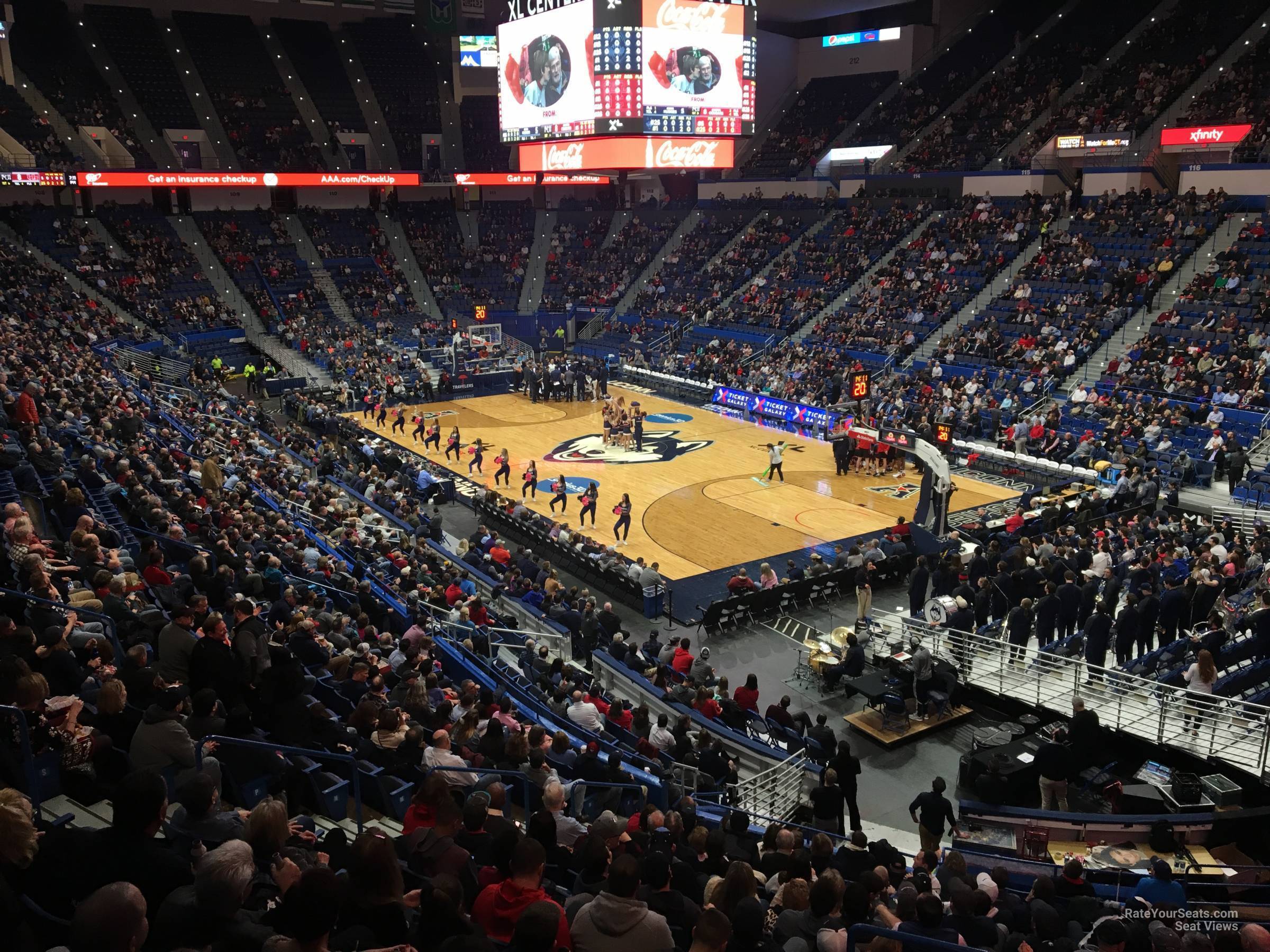 section 124, row s seat view  - xl center