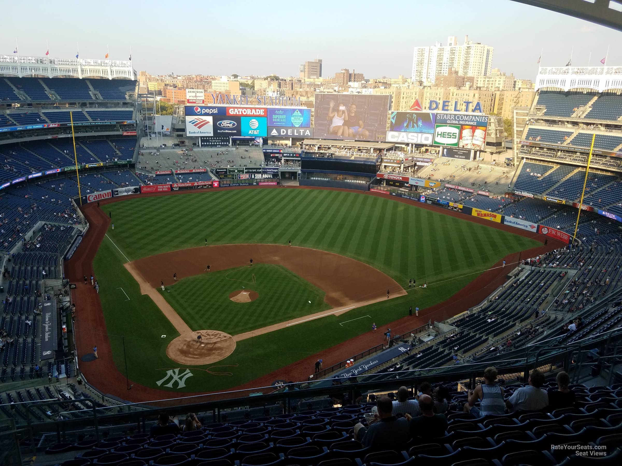 Section 27B Yankee Stadium 40 - gvqgohk
