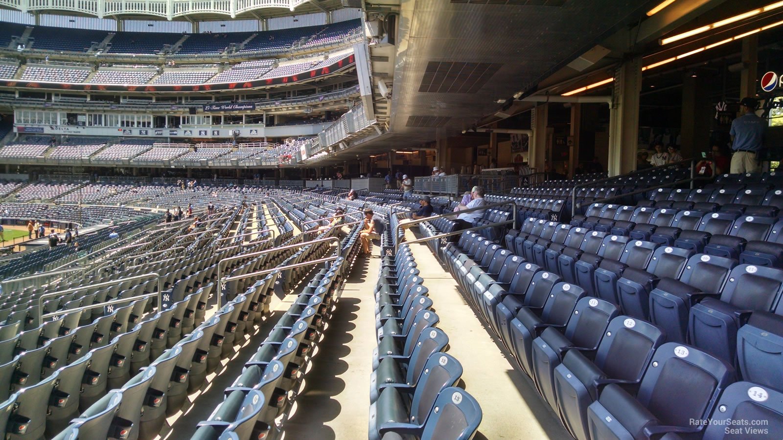 Section 128 at Yankee Stadium - RateYourSeats.com