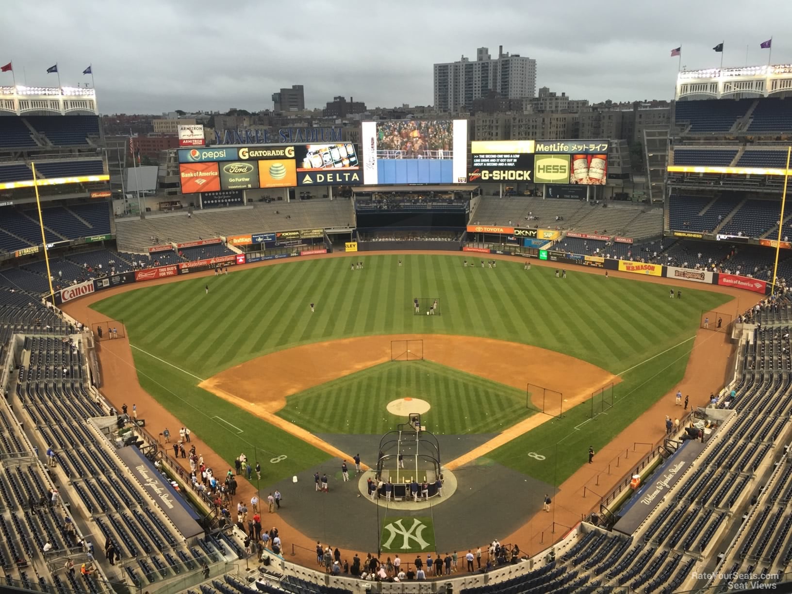 section 420b, row 6 seat view  for baseball - yankee stadium