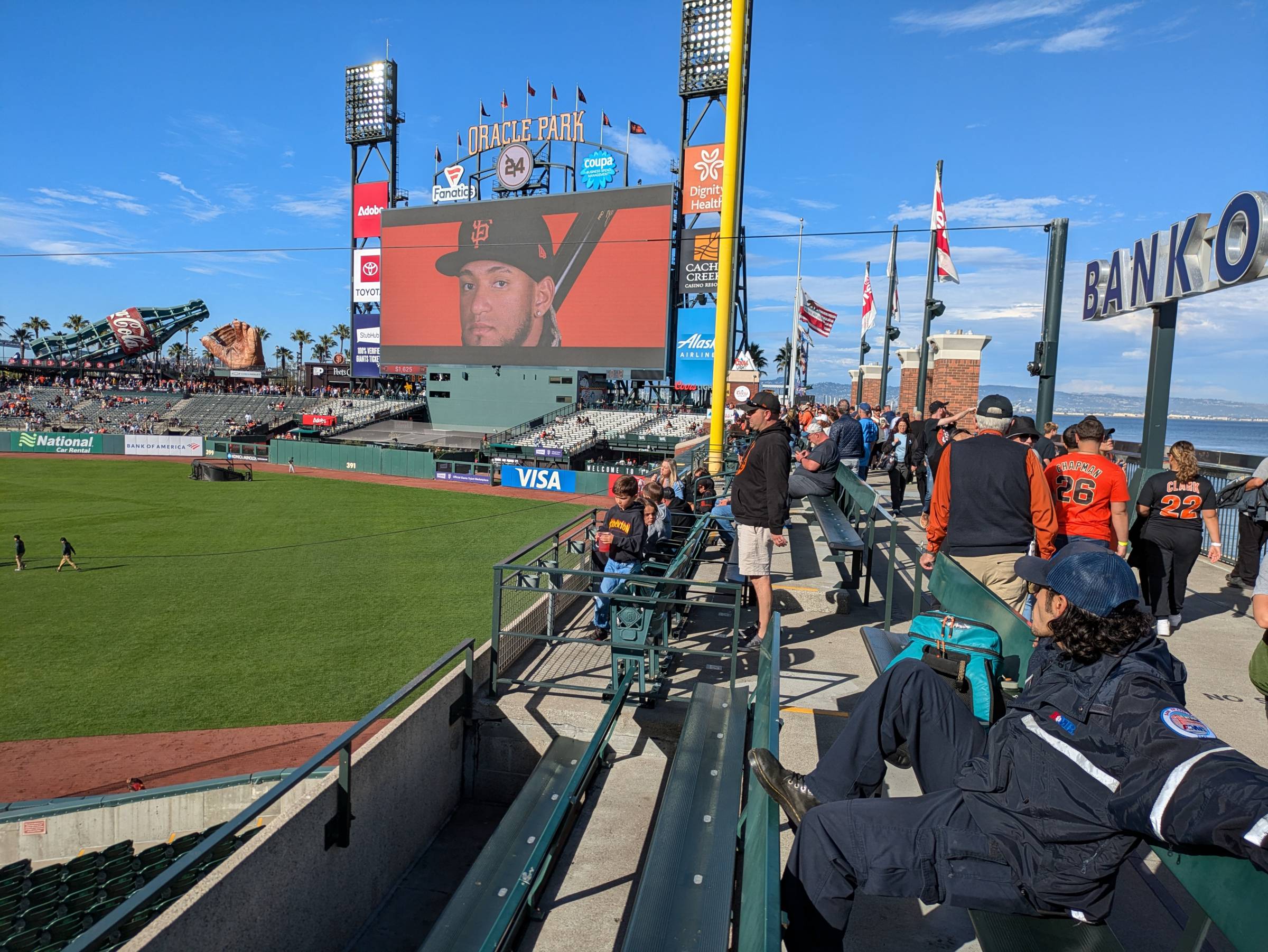 arcade seating at oracle park