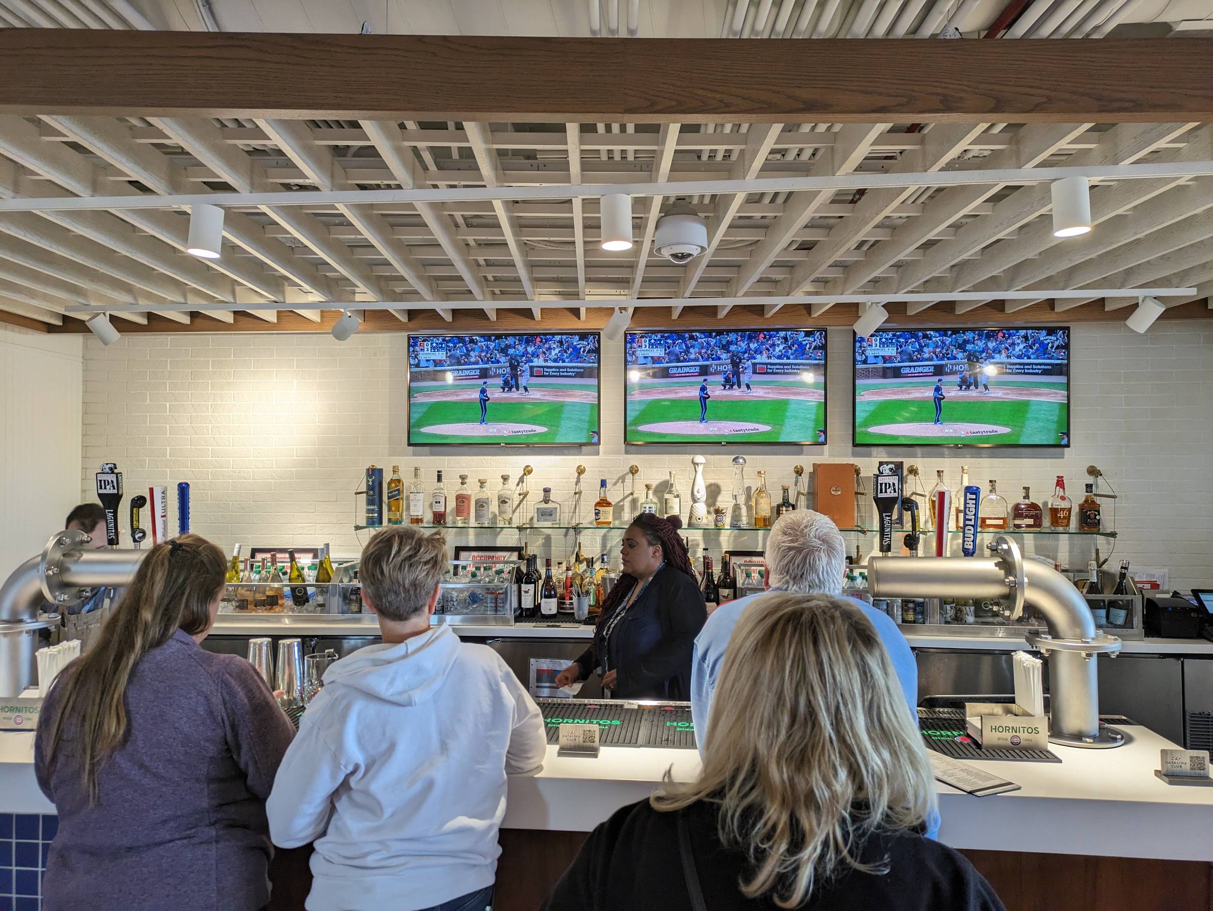 catalina club bar wrigley field