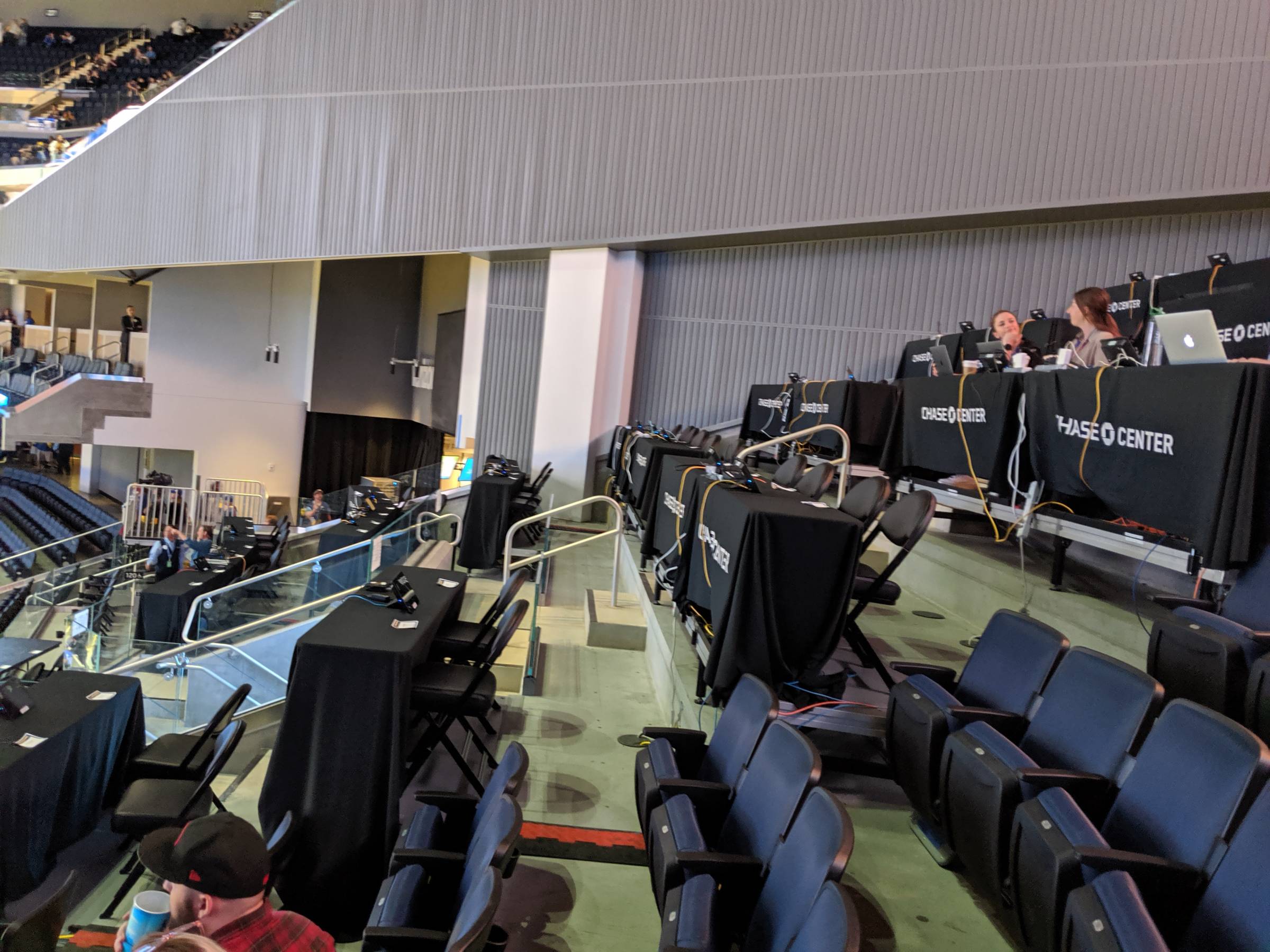 golden state warriors media tables