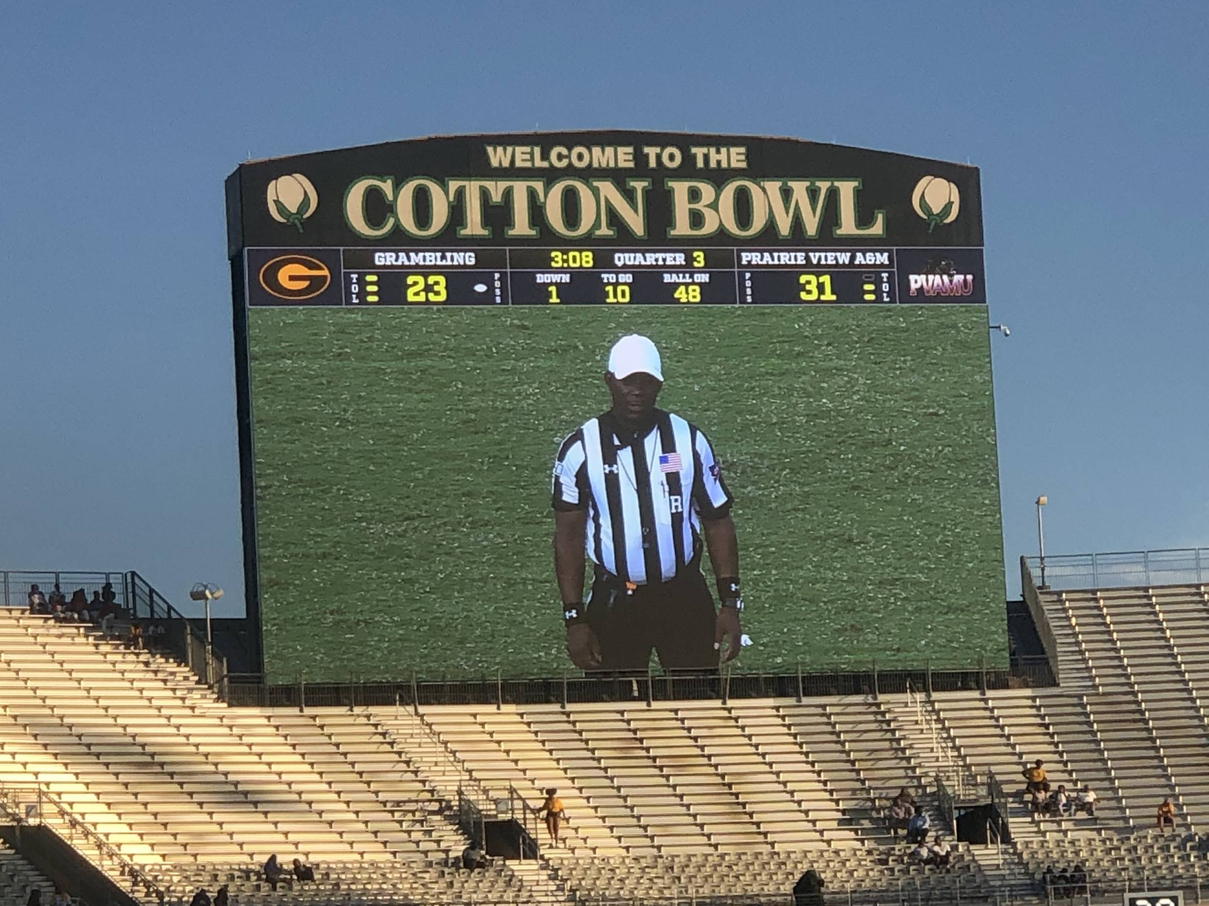 south scoreboard at Cotton Bowl