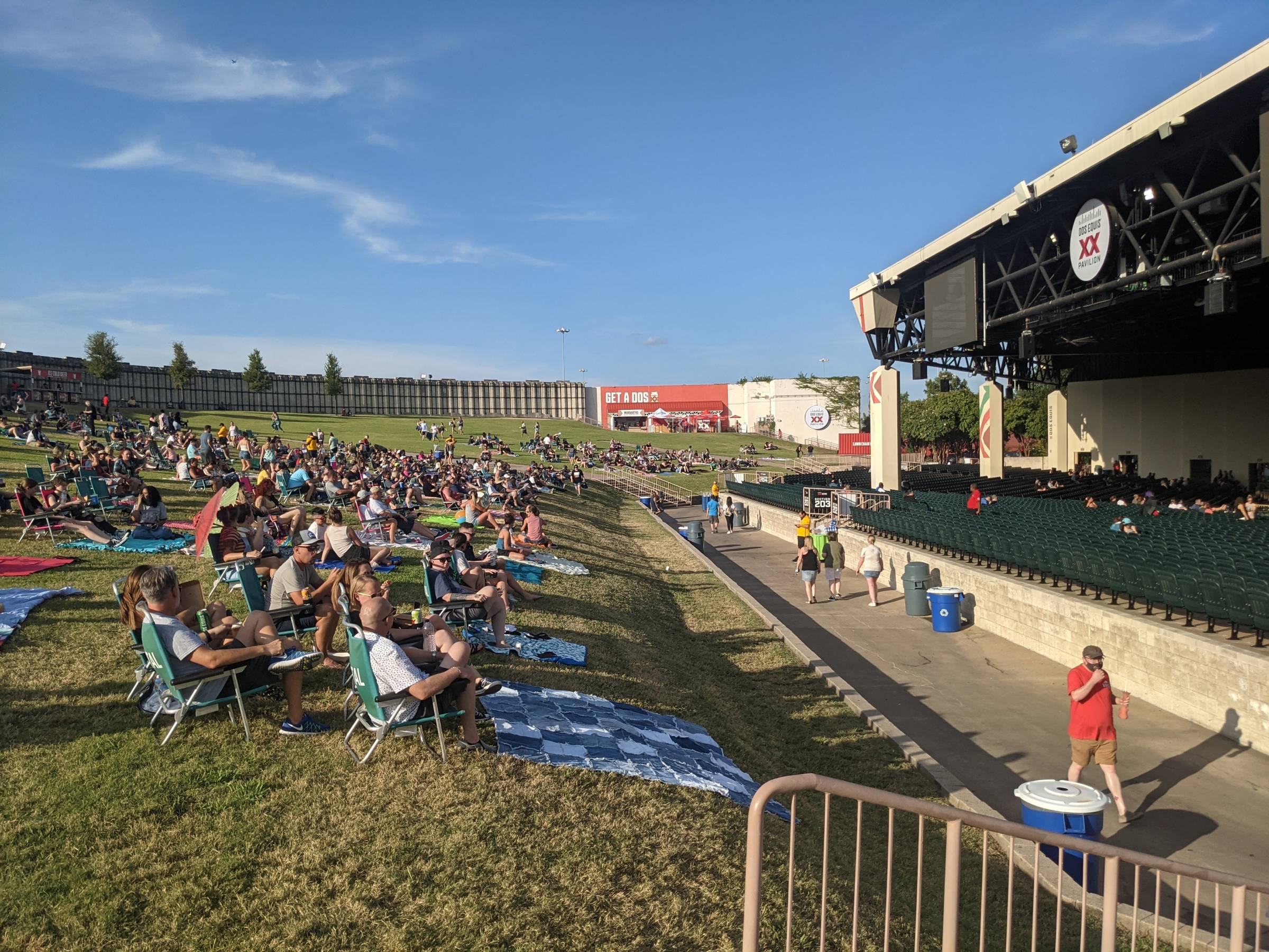 Slope of Lawn at Dos Equis Pavilion