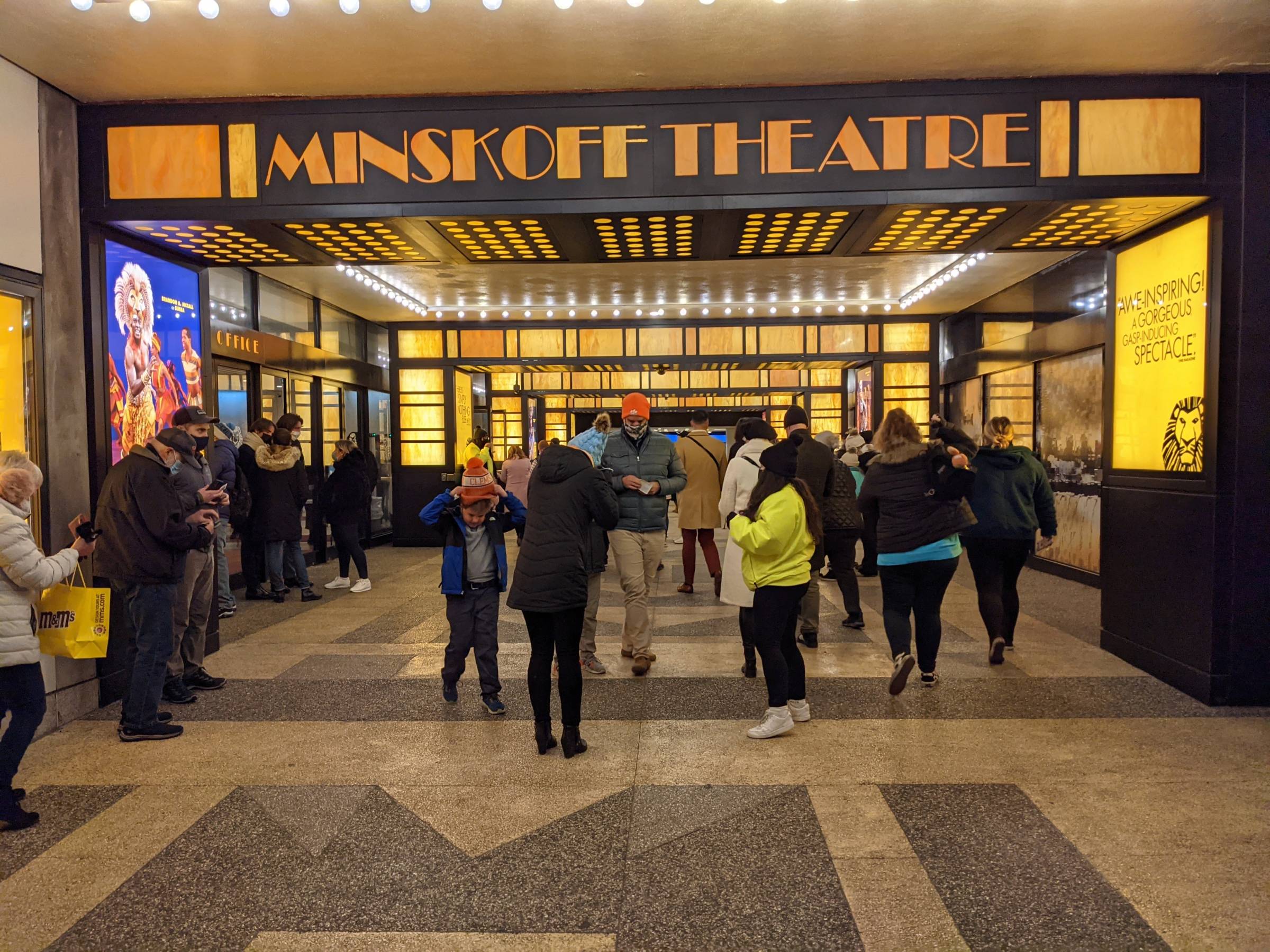 entrance to minskoff theatre