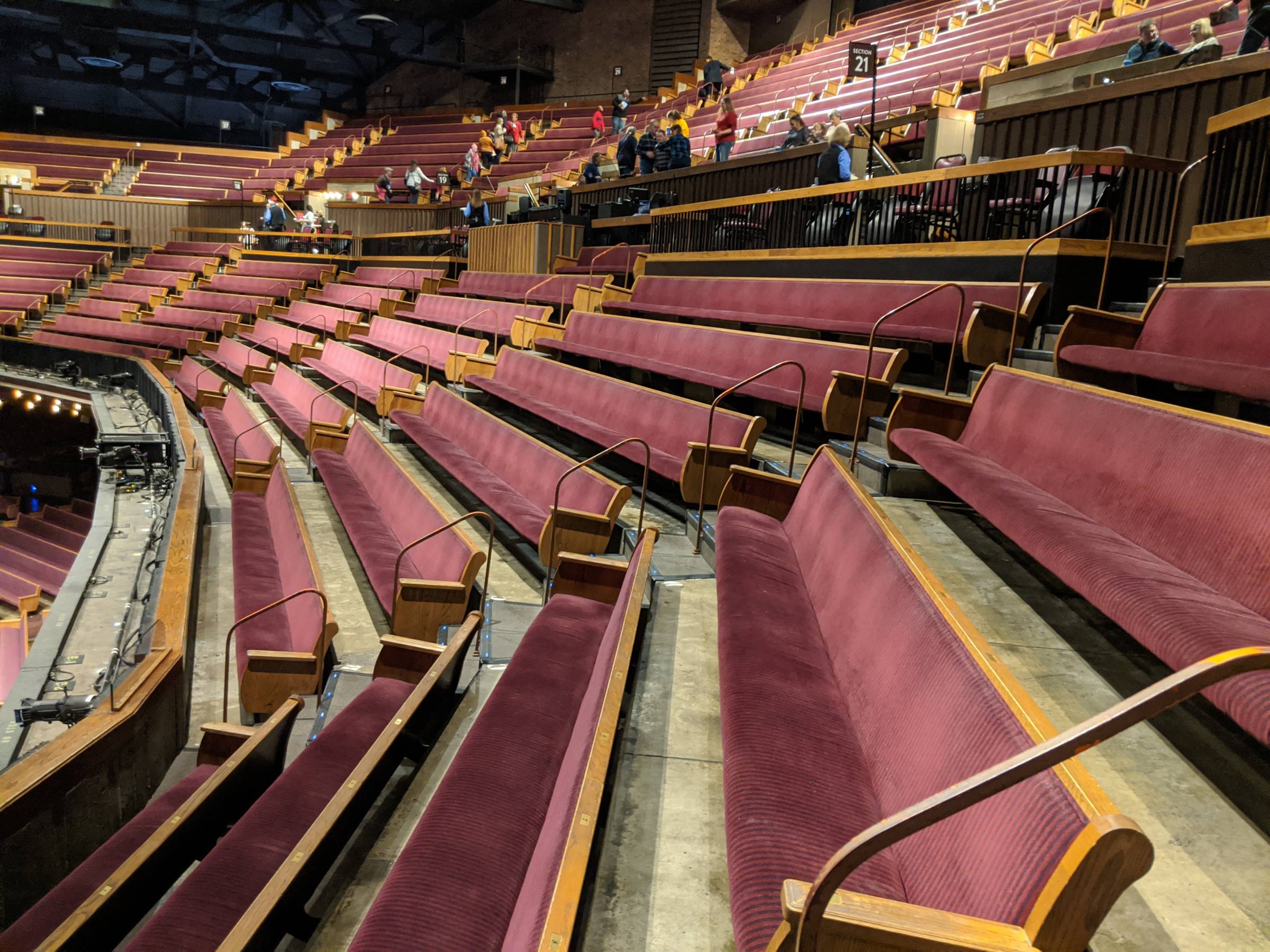 mezzanine seating at Grand Ole Opry House