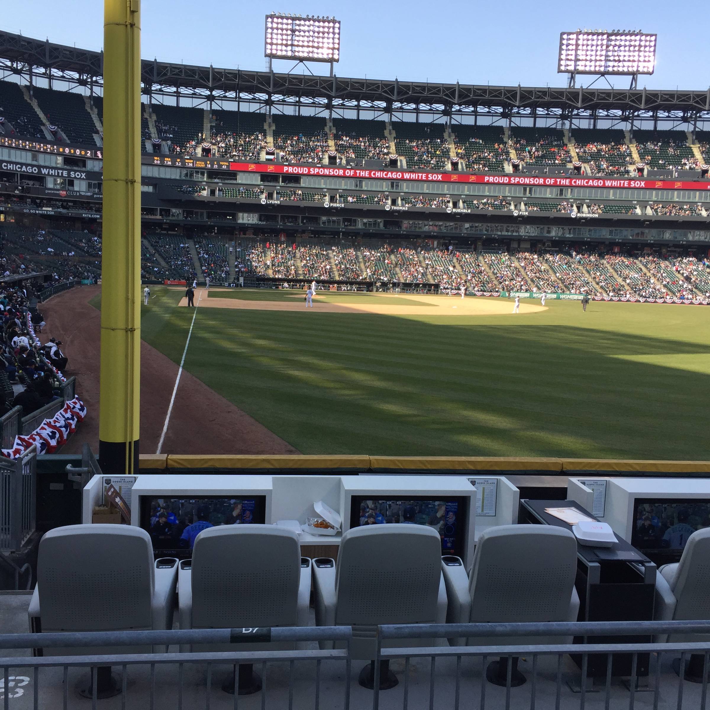 Guaranteed Rate Field Miller Lite Landing 