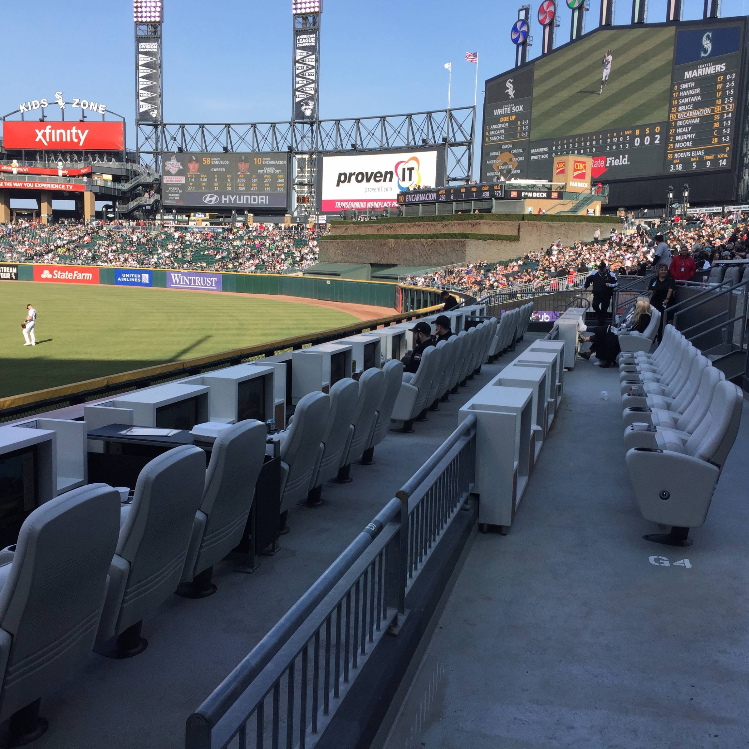 guaranteed rate field miller lite landing white sox