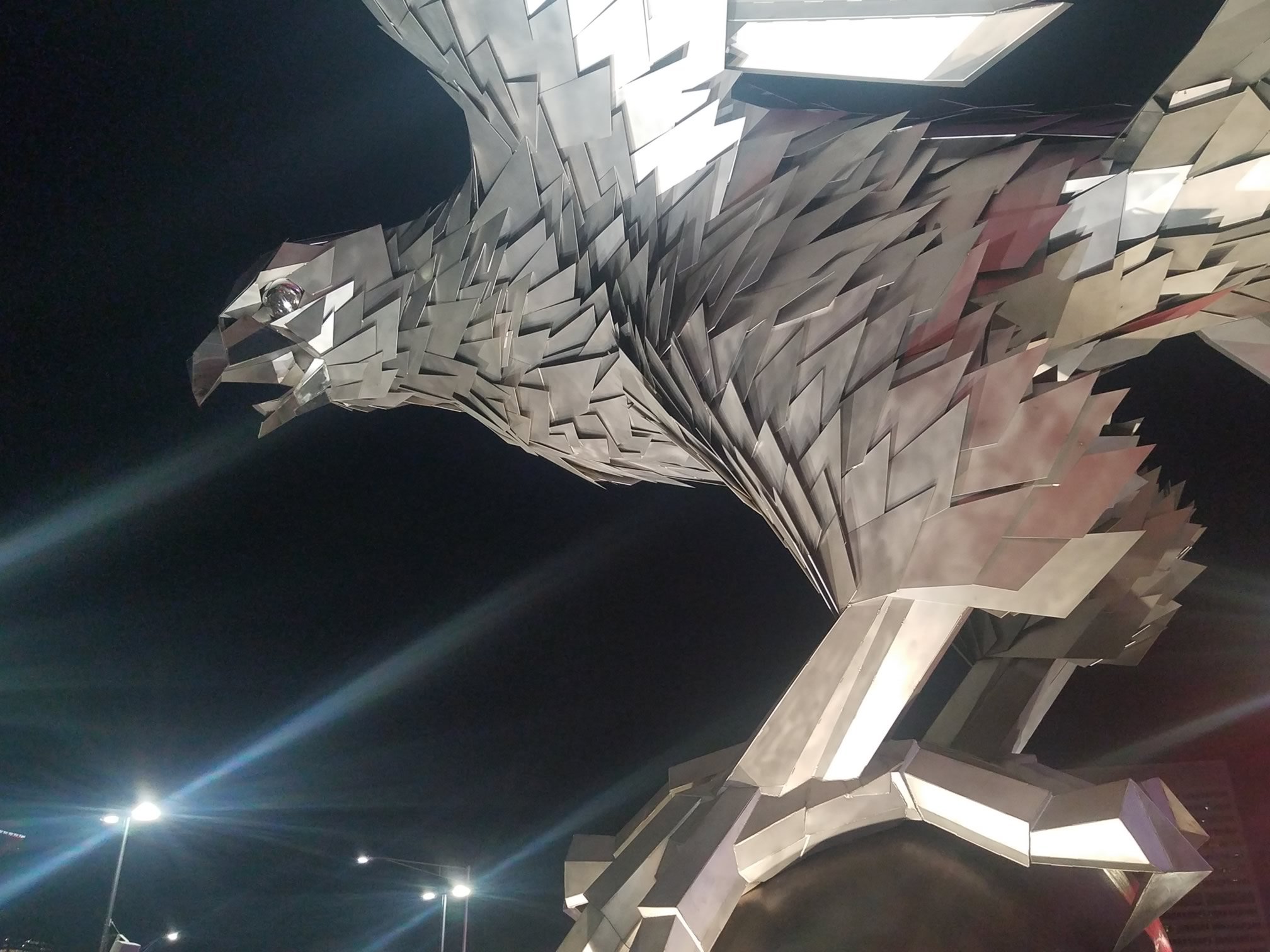 falcons bird statue