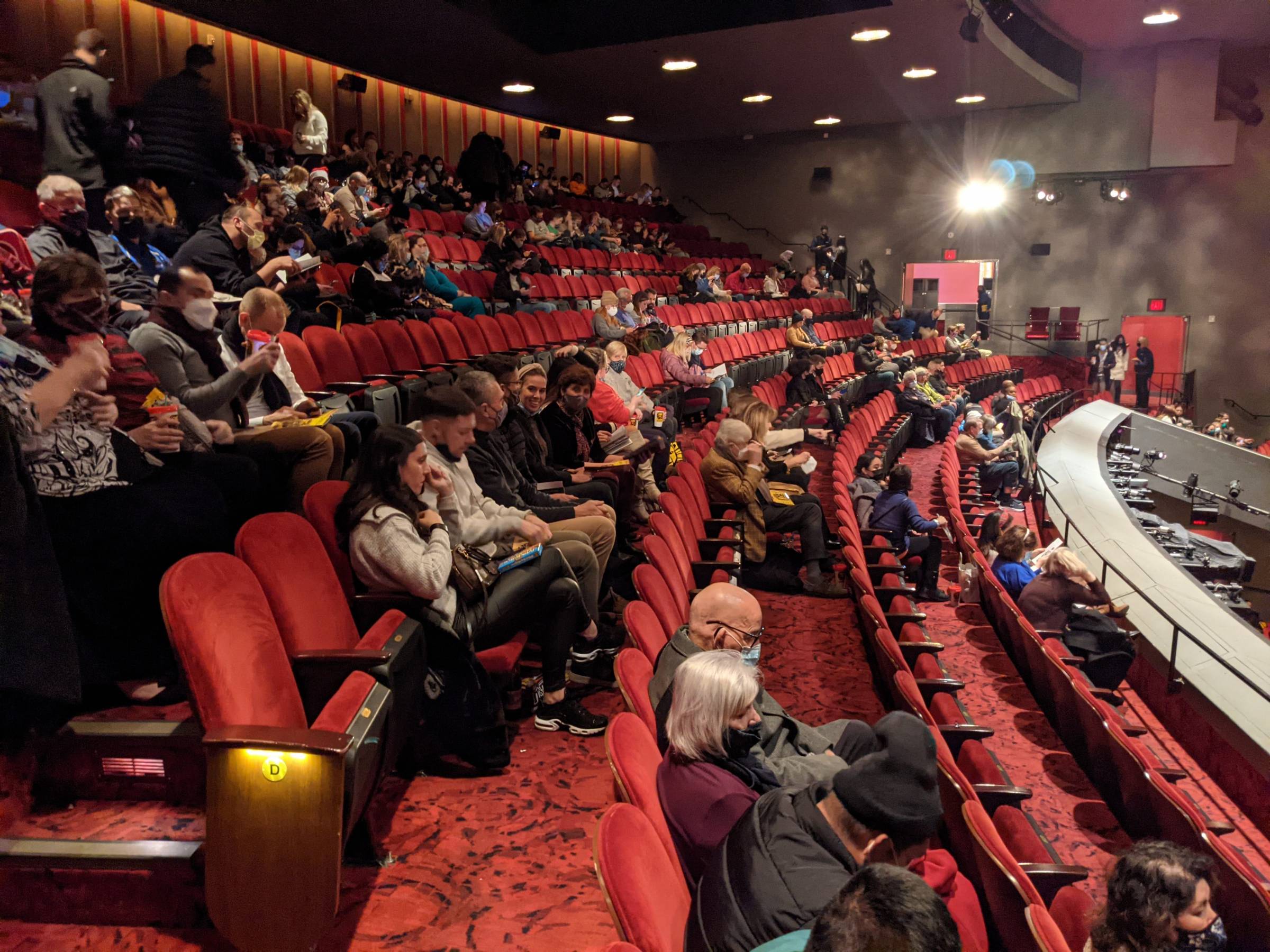 mezzanine seats at minskoff theatre