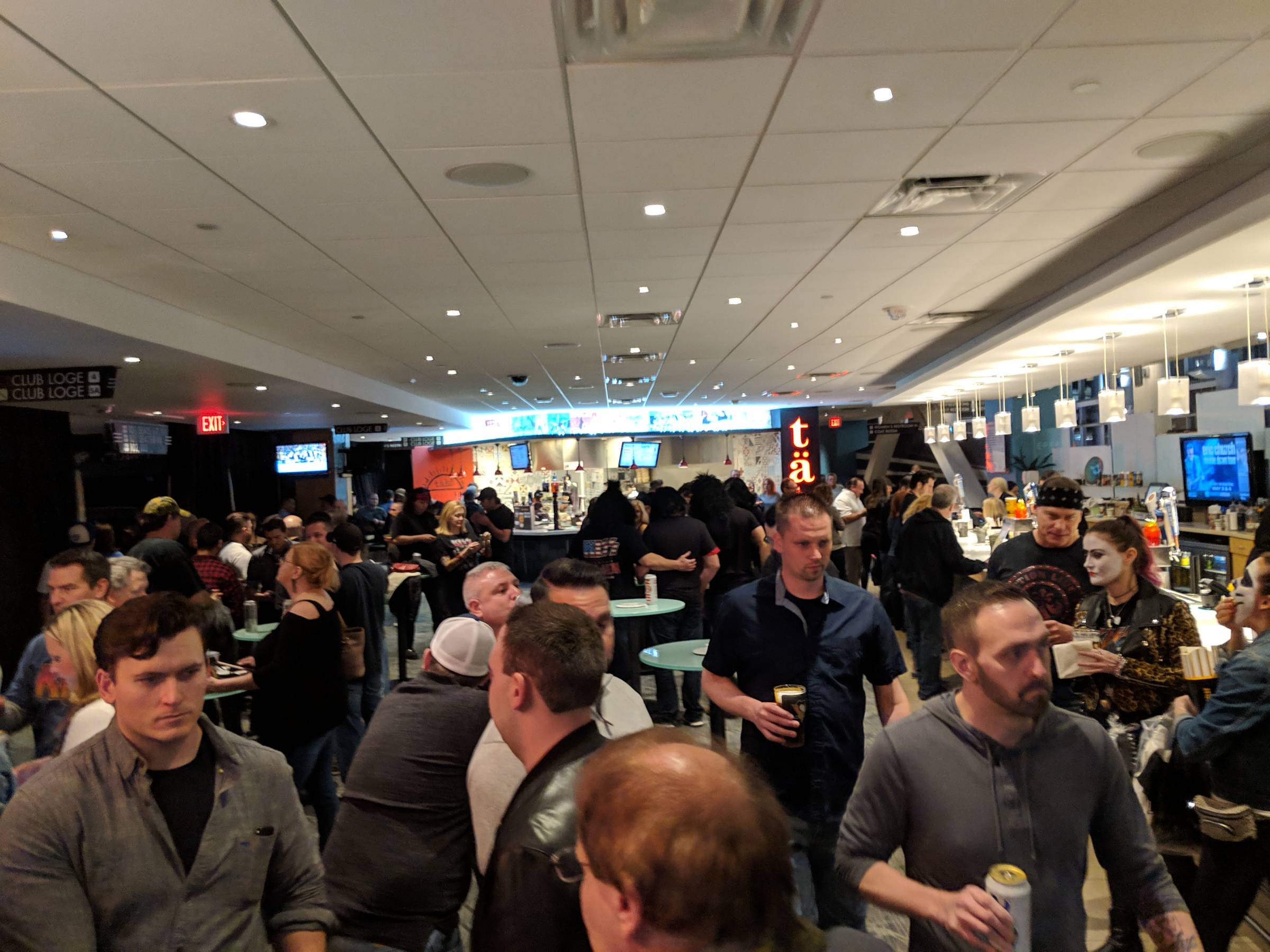 Captain Club Seats Consol Energy Center