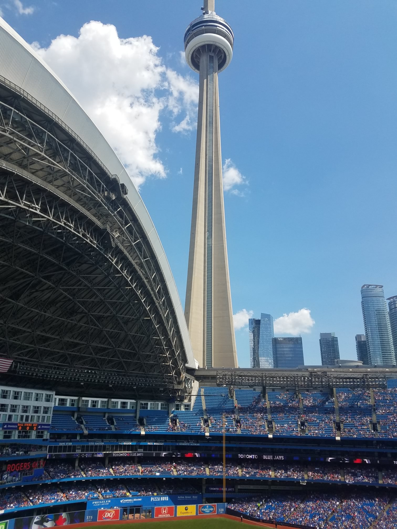 rogers centre cn tower view