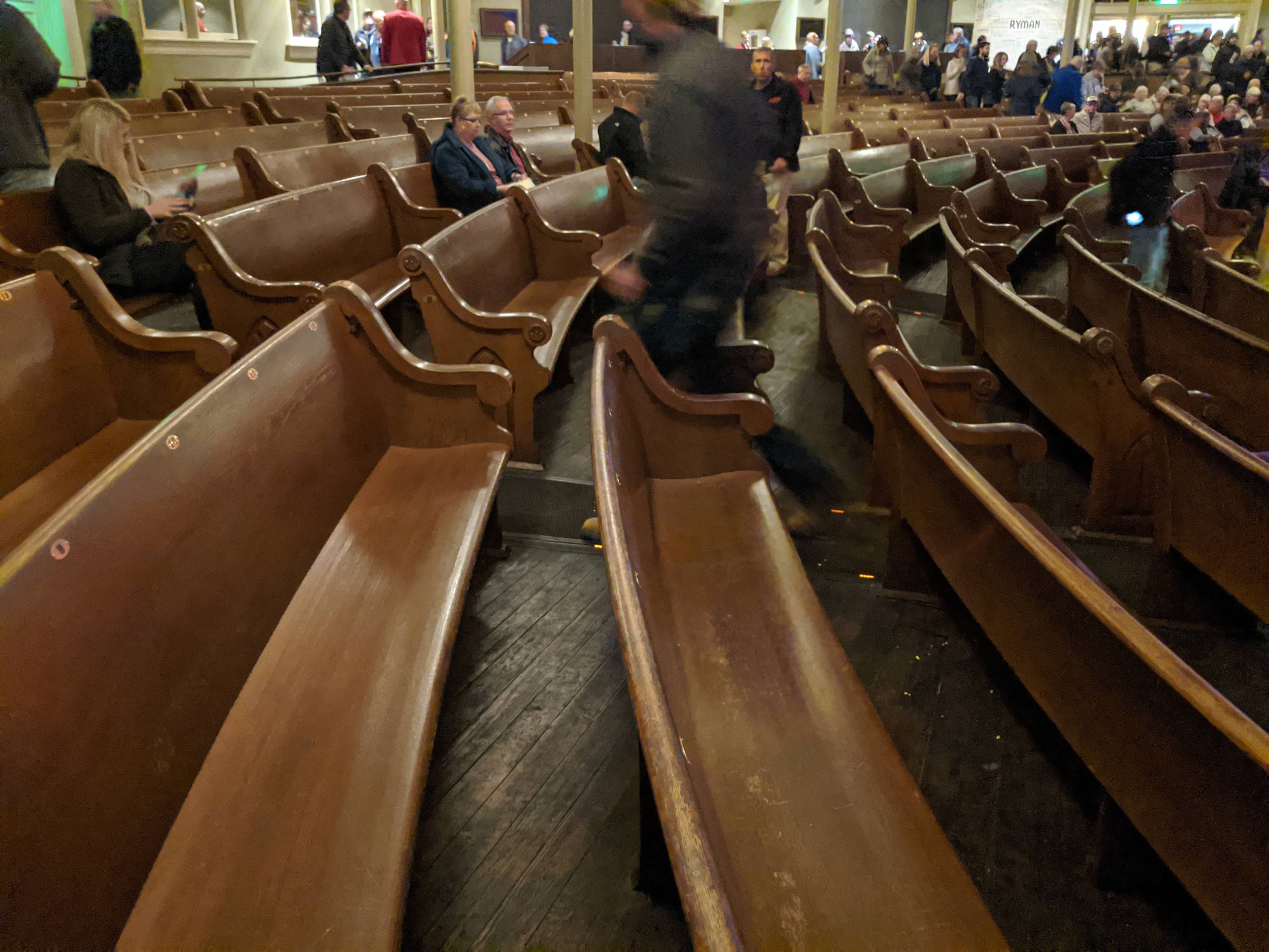 ryman auditorium seats