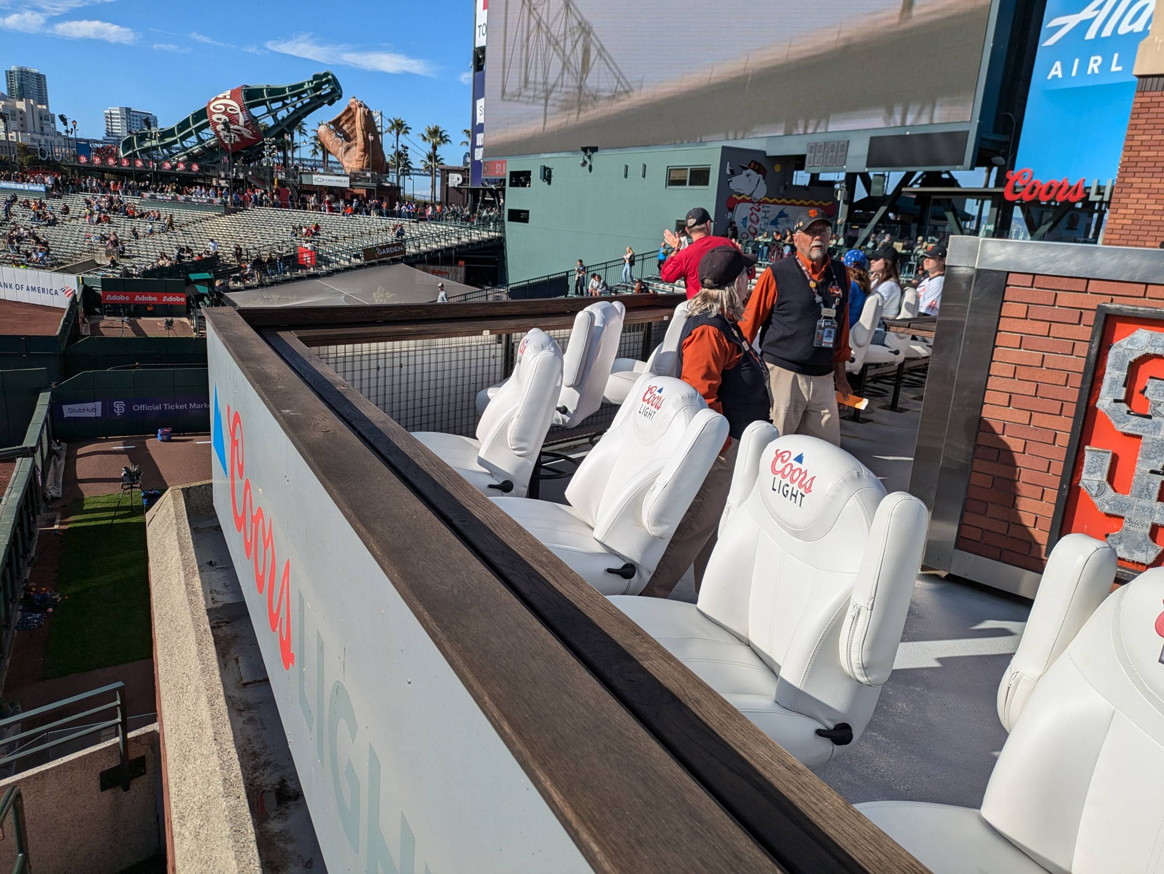 silver bullpen seats oracle park