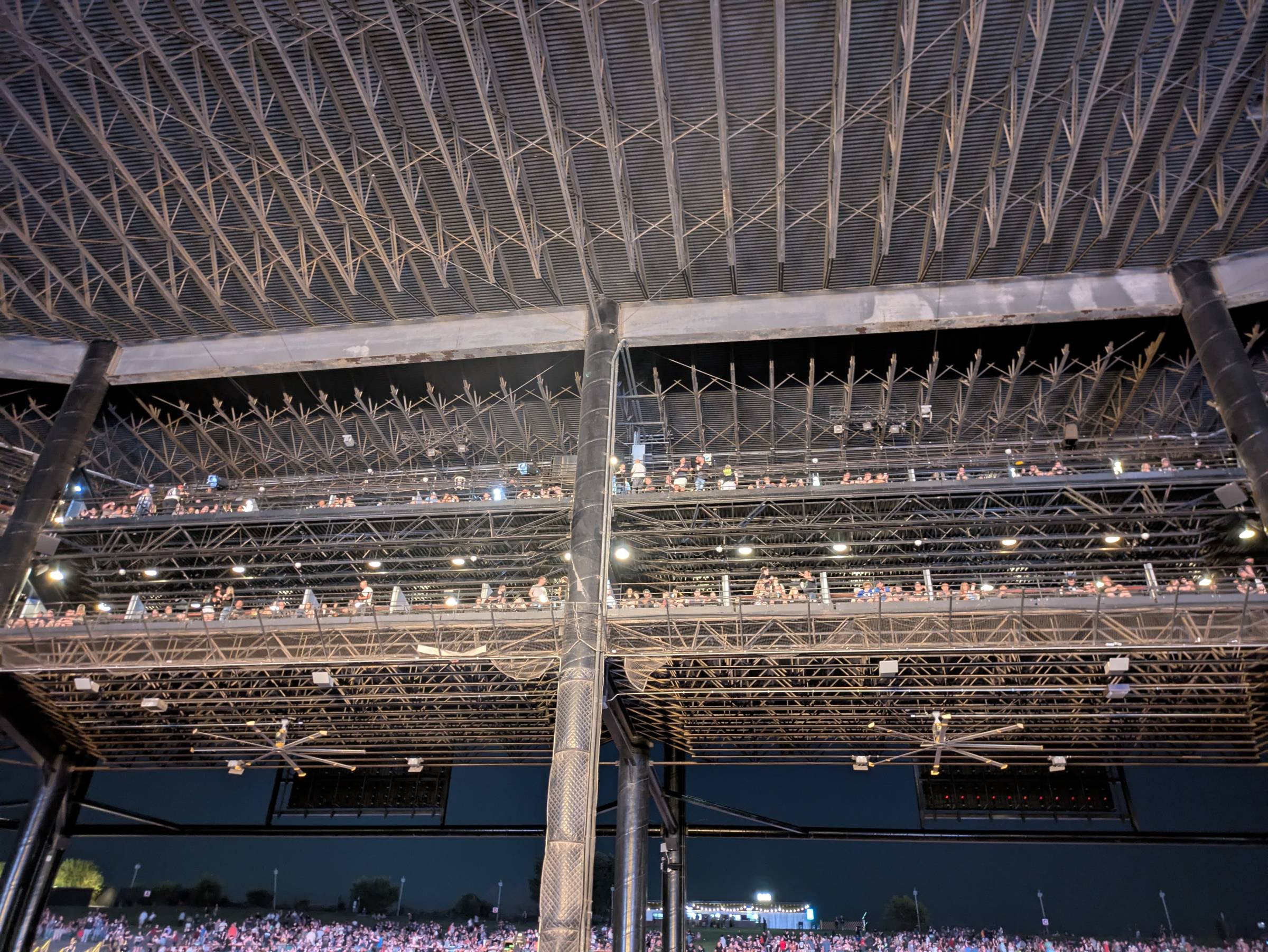 suites at credit union 1 amphitheatre tinley park