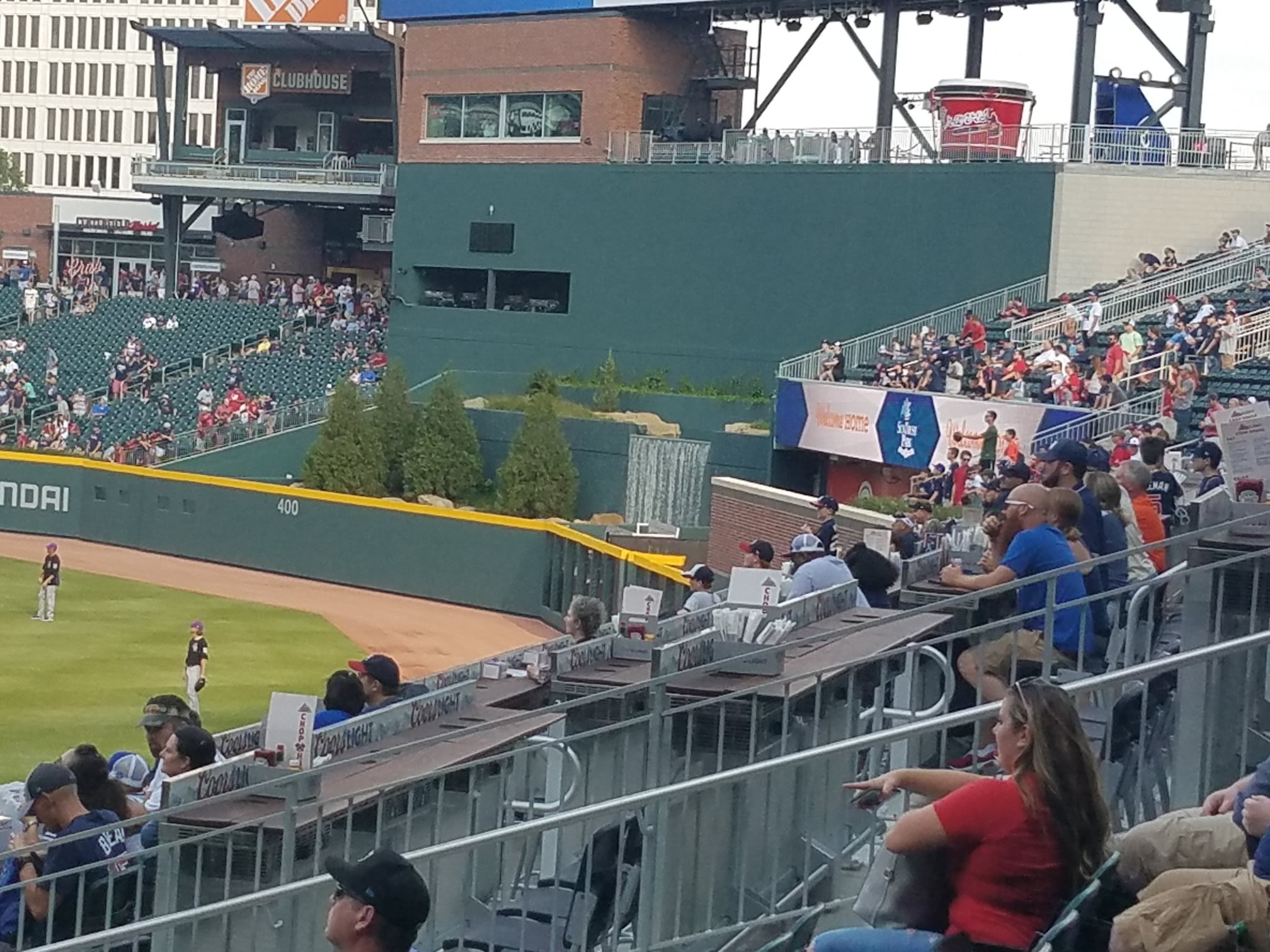 Braves unveil SunTrust Park Chop House