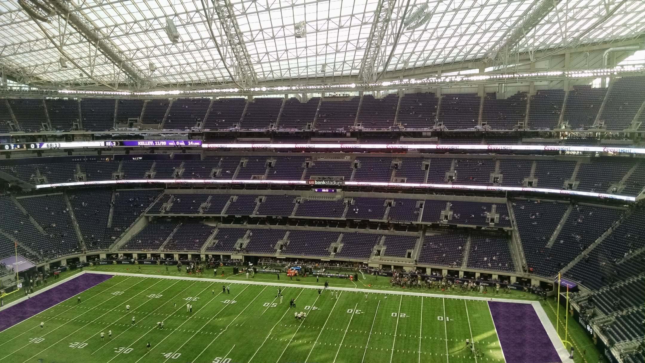 vikings side at us bank stadium